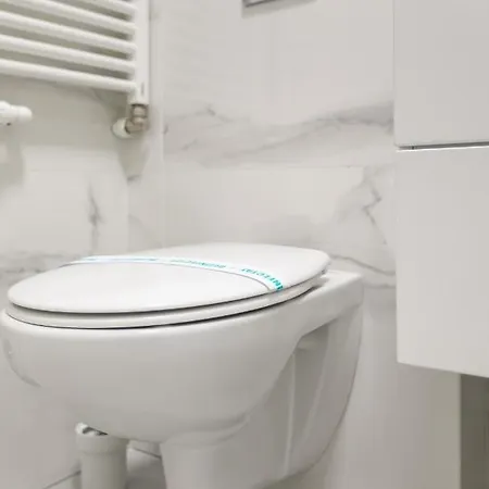 Imedio Azure Aviatiei * Bukarest