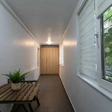 Imedio Azure Aviatiei Apartman *