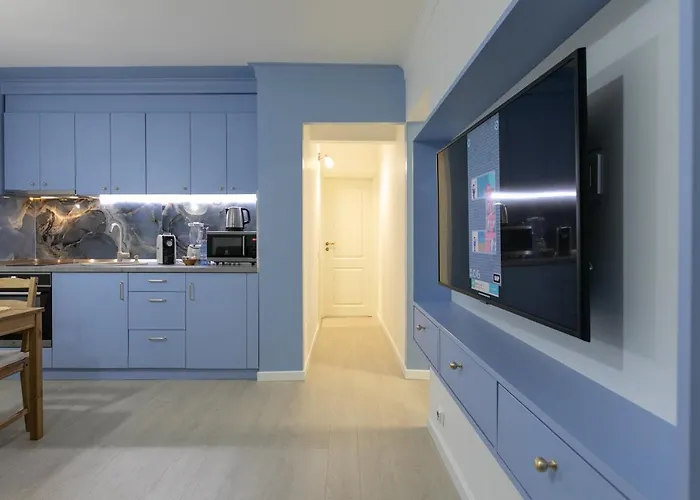 Imedio Azure Aviatiei